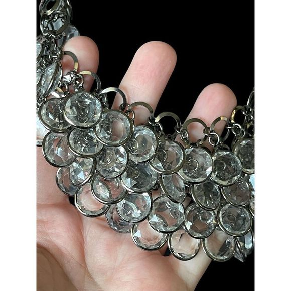 Francesca’s Clear Faceted Acrylic Dangle Bead Bib Necklace Gun Metal 18-21” - Picture 2 of 4
